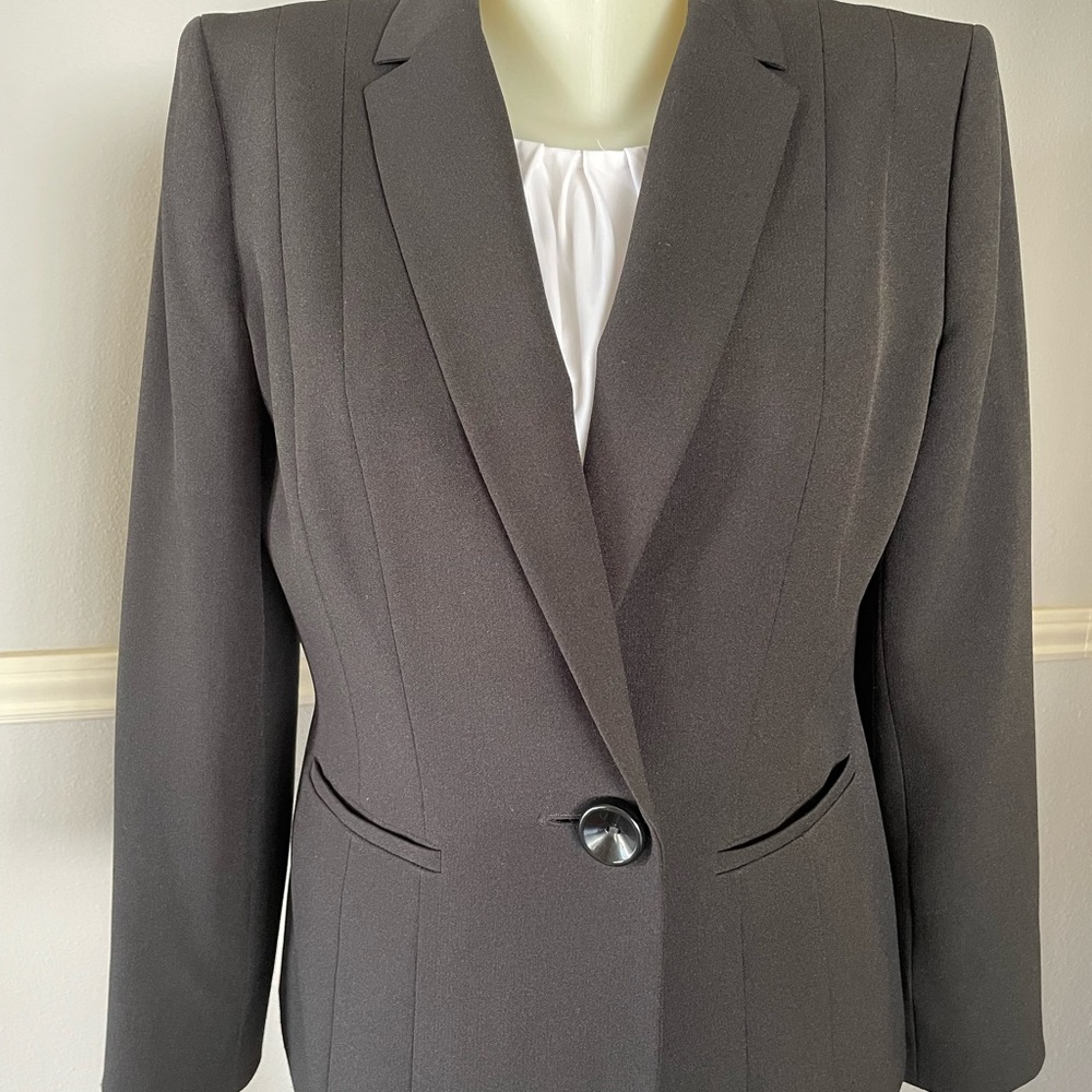 Kasper Women Black Blazer. Sz 10. Good Conditions!